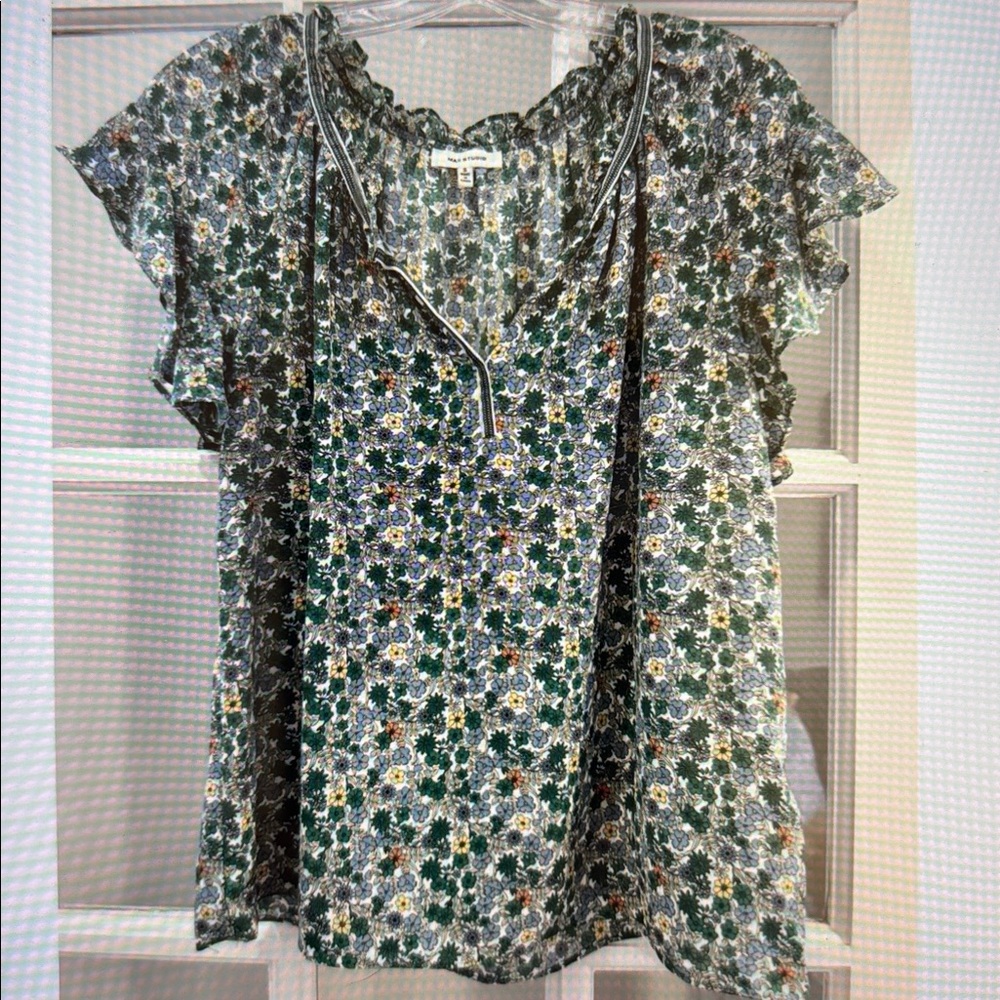 Max studio Floral Ruffle Blouse small